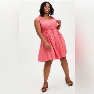NWT Torrid Women's Challis Tie-Front Skater Dress Plus Size Coral Short Sleeve